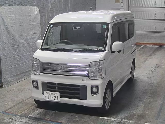 MITSUBISHI TOWNBOX 2017