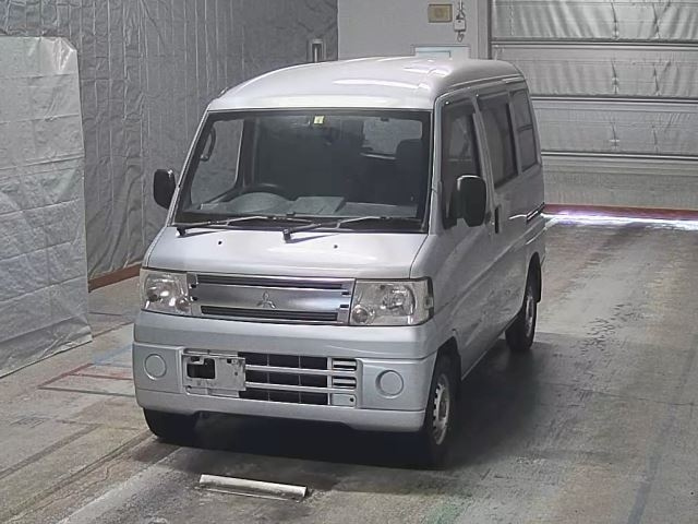 NISSAN CLIPPER VAN 2011
