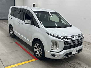 mitsubishi delica-d5