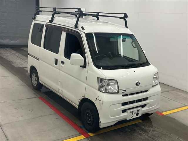 TOYOTA PIXIS VAN 2014