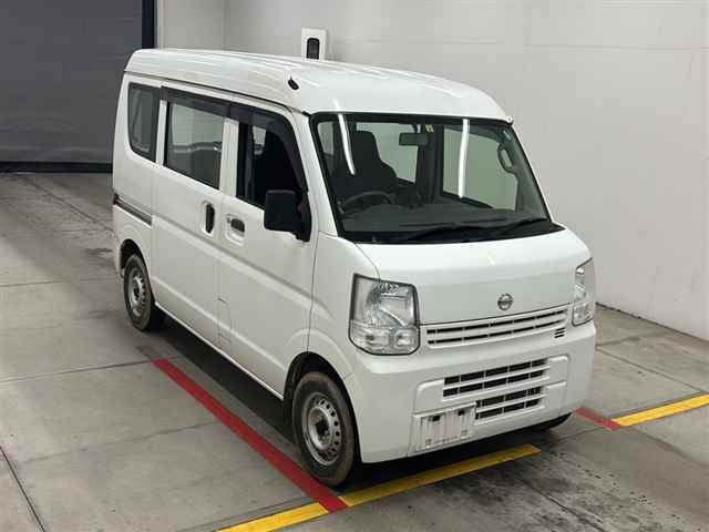 NISSAN CLIPPER VAN 2017