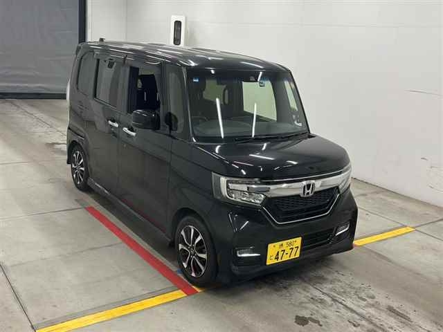 HONDA N BOX 2018