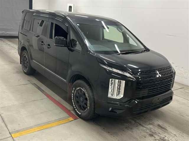 MITSUBISHI DELICA D5 2020