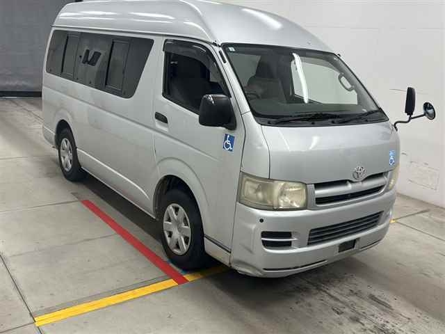 TOYOTA HIACE VAN 2006