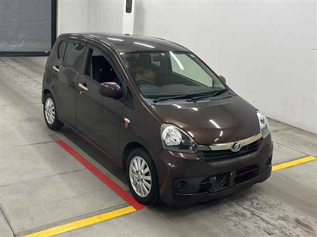 DAIHATSU MIRA E S 2016