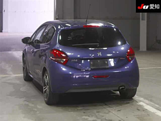 PEUGEOT 208 2016