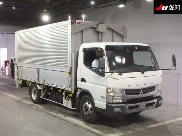 MITSUBISHI CANTER 2016