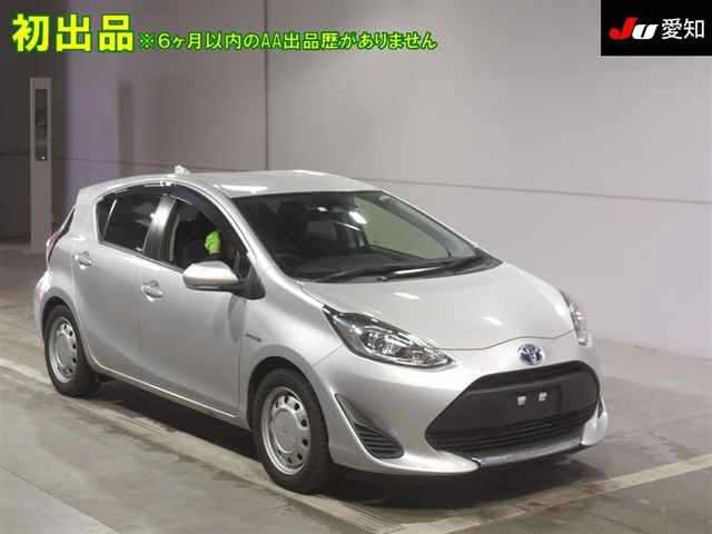 TOYOTA AQUA 2020