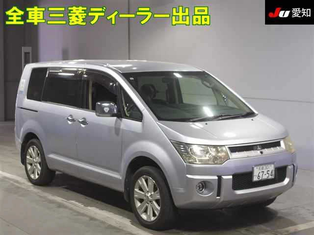 MITSUBISHI DELICA D5 2009