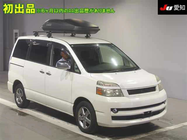 TOYOTA VOXY 2005