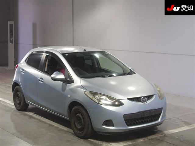 MAZDA DEMIO 2010