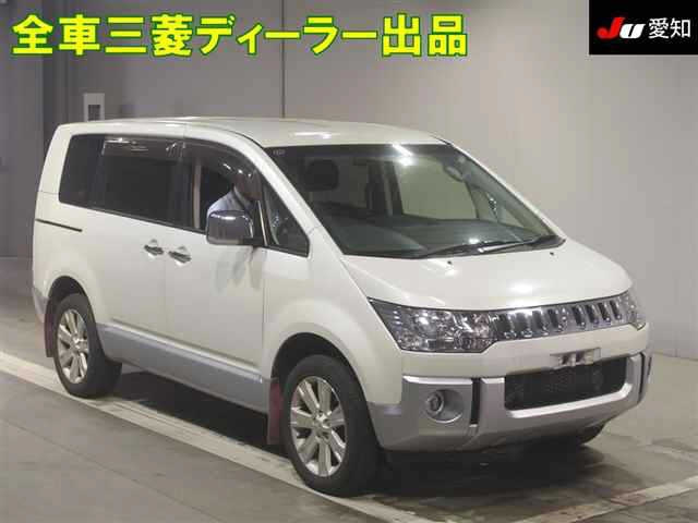 MITSUBISHI DELICA D5 2017