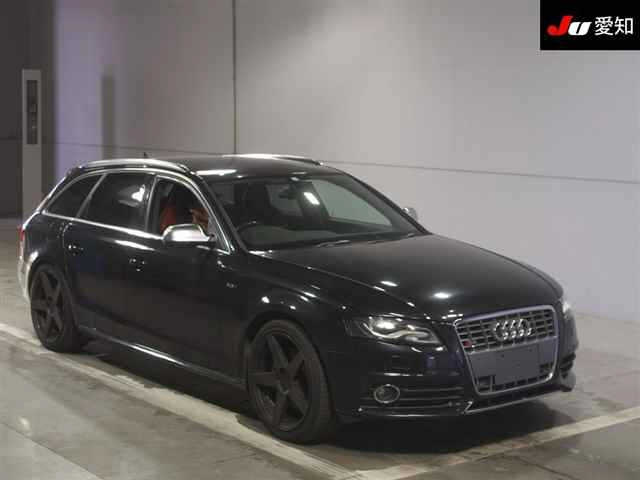 AUDI S4
