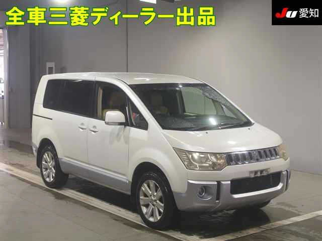 MITSUBISHI DELICA D5 2007