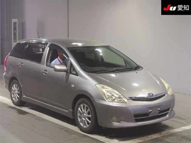 TOYOTA WISH 2005