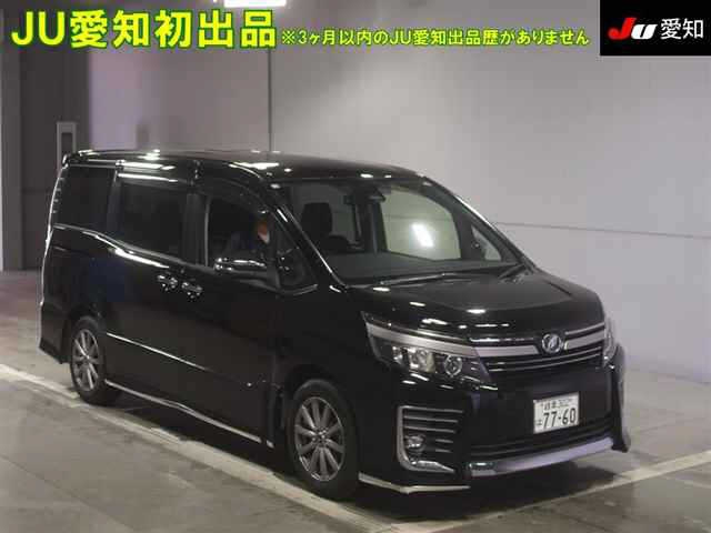 TOYOTA VOXY 2016