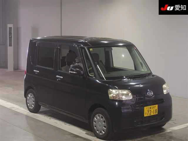 DAIHATSU TANTO 2010