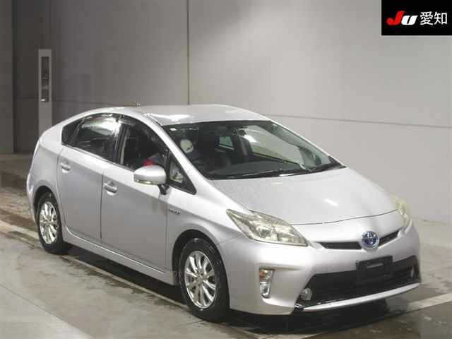 TOYOTA PRIUS 2013