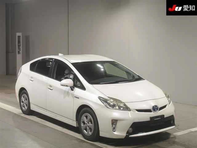 TOYOTA PRIUS 2014