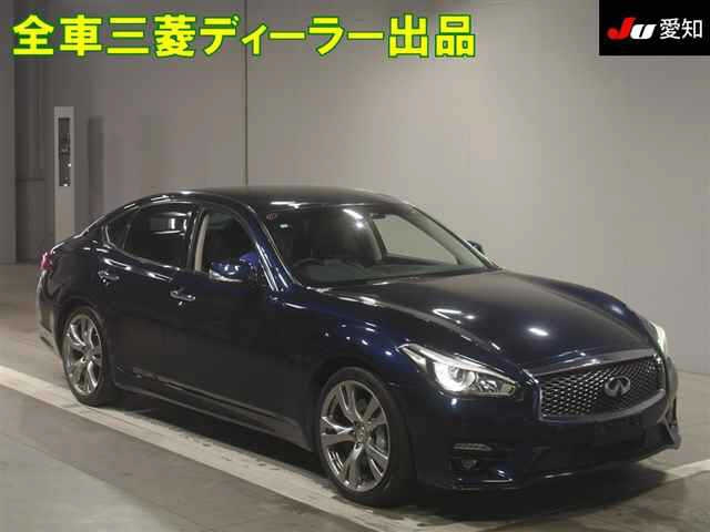 NISSAN FUGA 2018