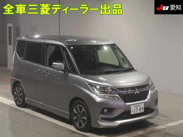 MITSUBISHI DELICA D2