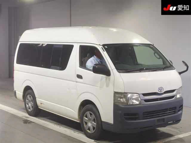 TOYOTA HIACE VAN 2009
