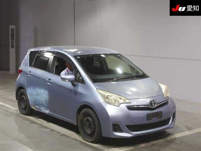 TOYOTA RACTIS 2013