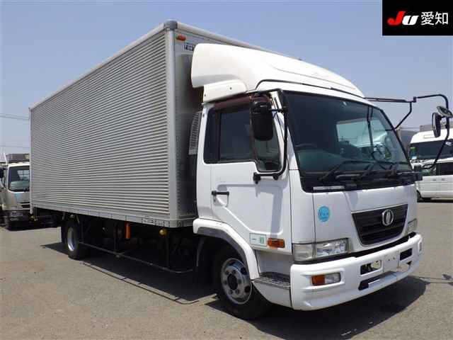 NISSAN CONDOR 2005