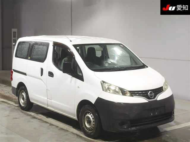 NISSAN NV200 2016
