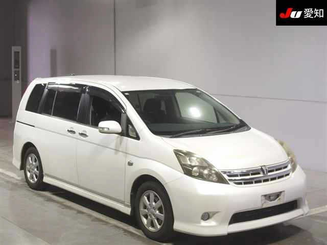 TOYOTA ISIS 2010