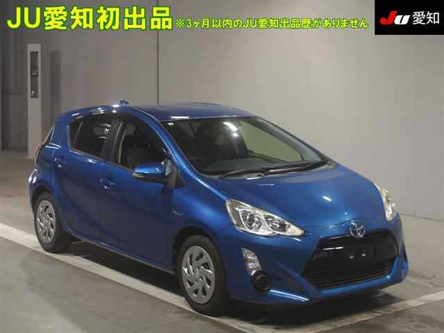 TOYOTA AQUA 2016