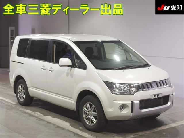 MITSUBISHI DELICA D5 2017