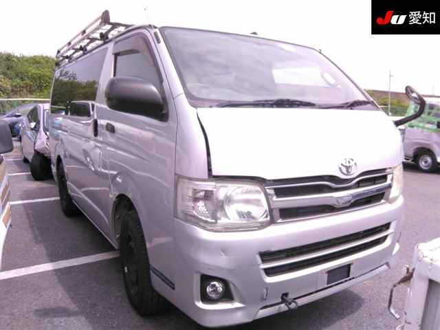 TOYOTA REGIUS ACE VAN 2011