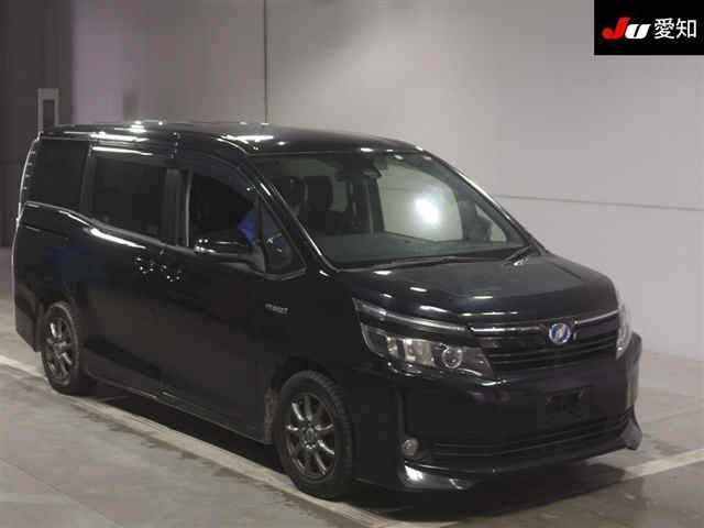 TOYOTA VOXY 2016