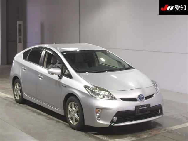 TOYOTA PRIUS 2014