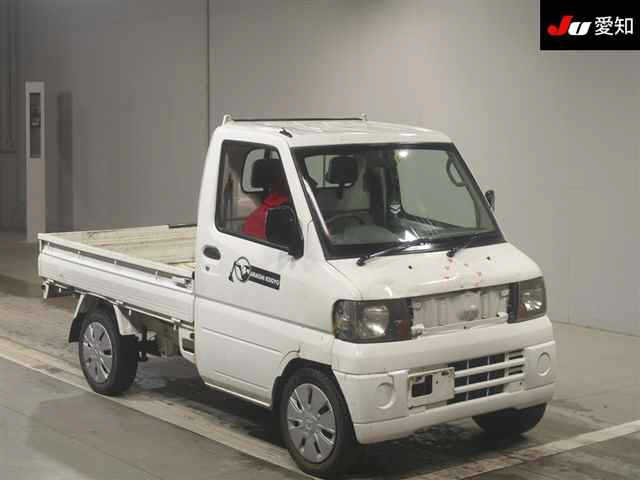 MITSUBISHI MINICAB TRUCK 2006