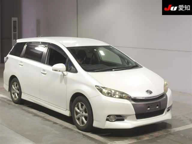 TOYOTA WISH 2012