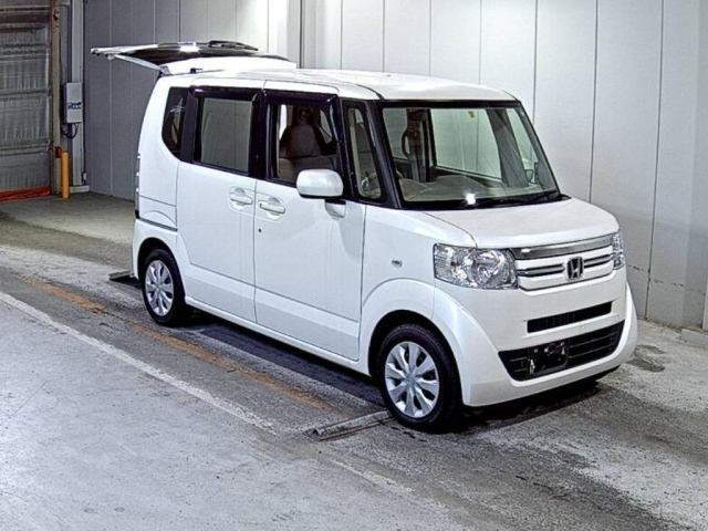 HONDA N BOX PLUS 2018