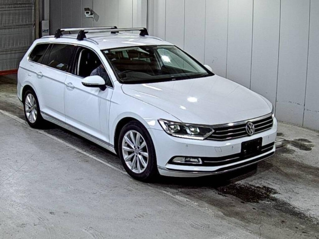 VOLKSWAGEN PASSAT VARIANT 2019