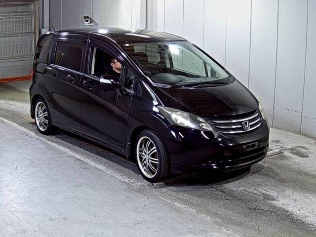 HONDA FREED 2008