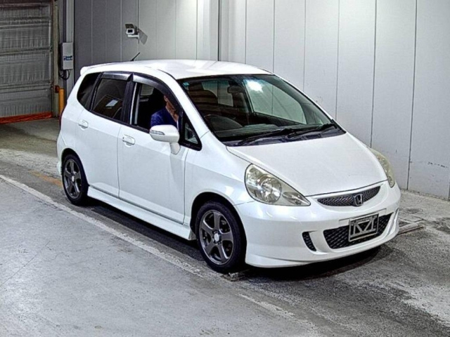 HONDA FIT 2005
