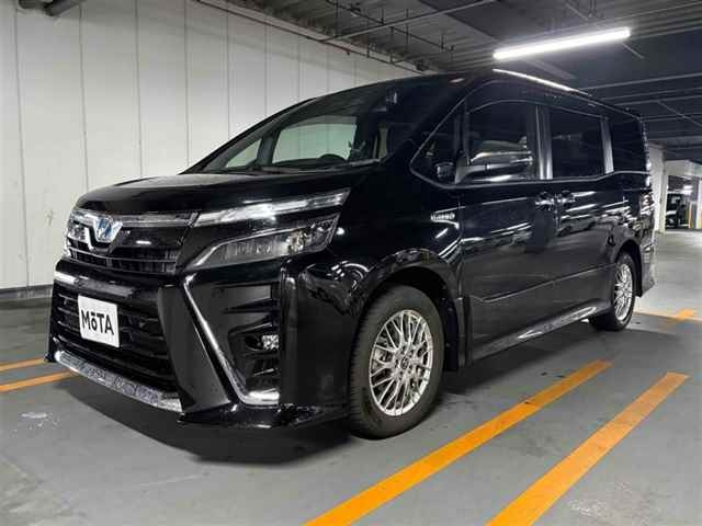 TOYOTA VOXY 2020