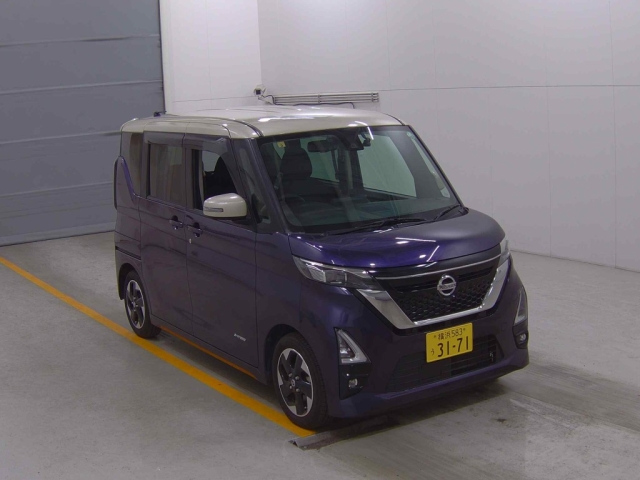 NISSAN ROOX 2020