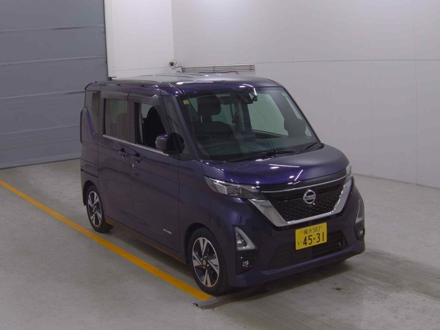 NISSAN ROOX 2020