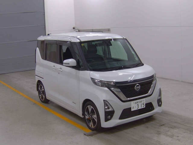 NISSAN ROOX 2020