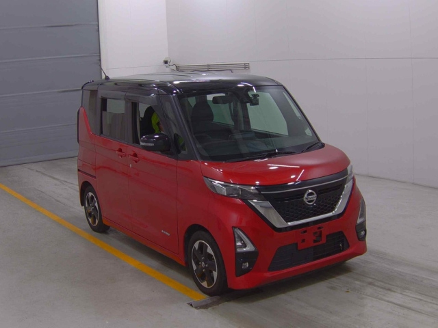 NISSAN ROOX 2020