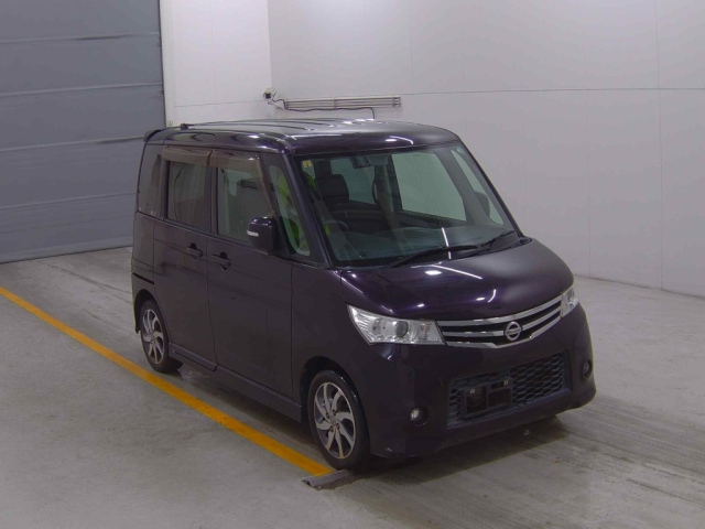 NISSAN ROOX 2012