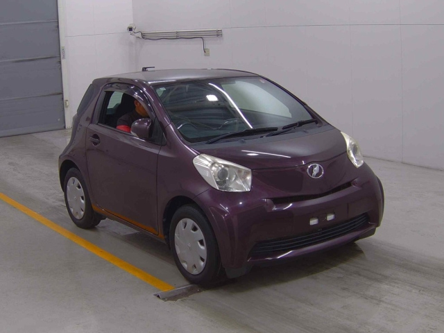 TOYOTA IQ 2012