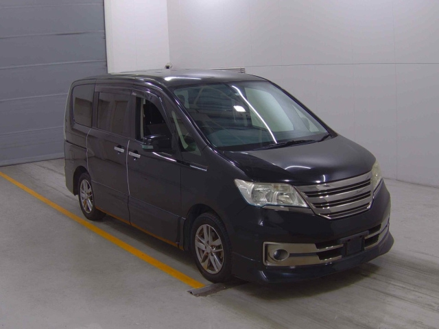 NISSAN SERENA 2012