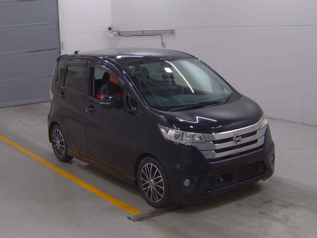 NISSAN DAYZ 2014
